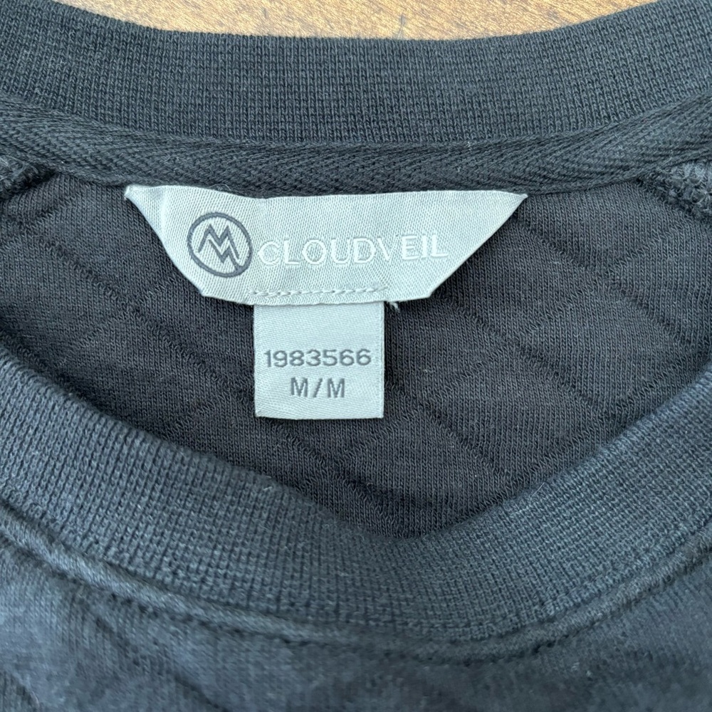 Cloudveil Quilted Black Sweatshirt Crewneck Minimalist Cozy Pullover Size M - Picture 7 of 10